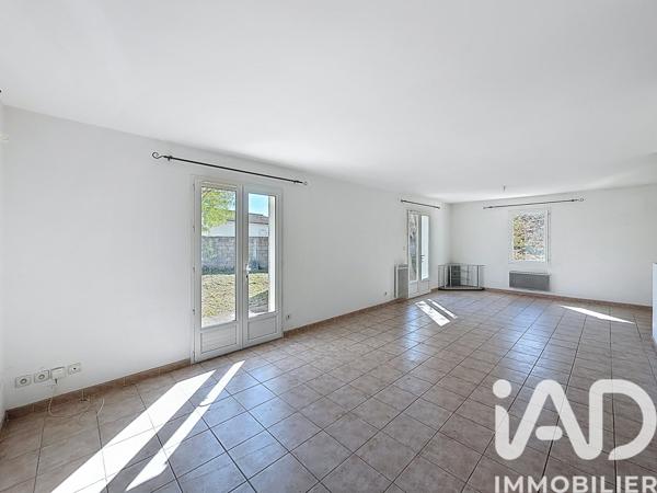 Location maison 4 pièces 91,79 m² Sénas