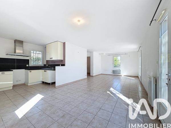 Location maison 4 pièces 91,79 m² Sénas