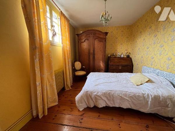 Maison à vendre à proximité de LIBOURNE (33500), sur la commune de Fronsac ! dans un environnem...