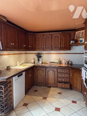 Maison à vendre à proximité de LIBOURNE (33500), sur la commune de Fronsac ! dans un environnem...