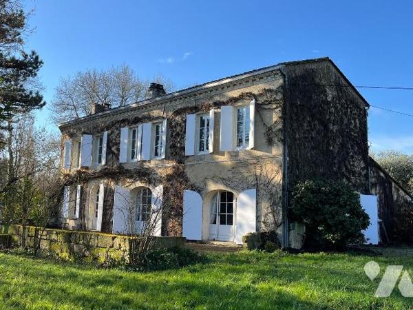 Maison à vendre à proximité de LIBOURNE (33500), sur la commune de Fronsac ! dans un environnem...