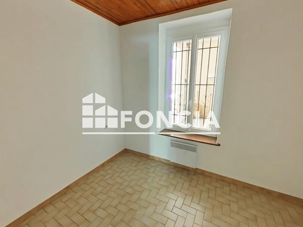 Location Appartement 2 pièces 32.35 m² - 12 RUE DE GREZAN Nimes 30000