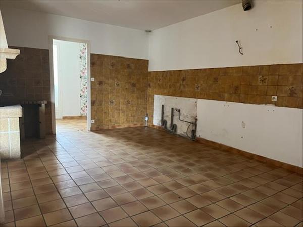 Immeuble à vendre |  Abzac |  345 m²