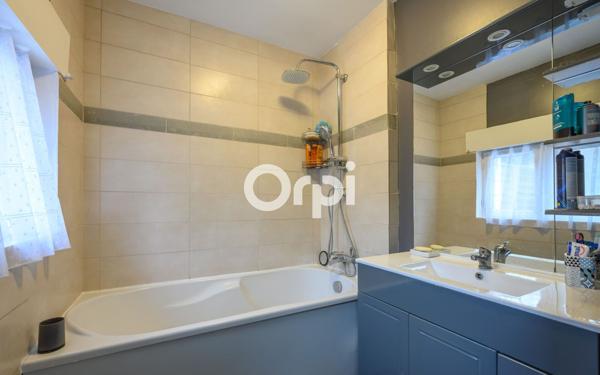 Maison à vendre    5 pièces •  Wattrelos