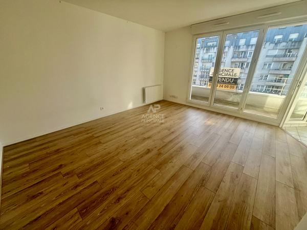 Appartement Cergy 1 pièce(s) 28.35 m2 €139 000 ** - Référence 2238