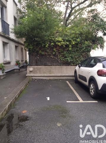 Parking à vendre 9 m² Paris 17