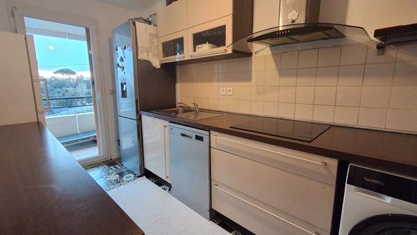 Marseille (13014) Appartement type 4 avec terrasse et place de parking