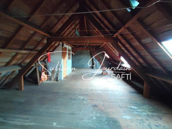 Maison proche des commodités.