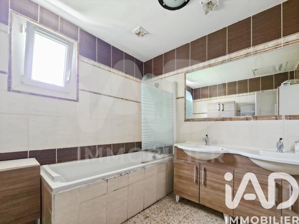 Maison à vendre 5 pièces 124 m² Nîmes