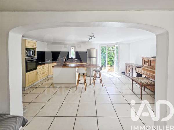 Maison à vendre 5 pièces 124 m² Nîmes