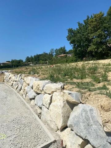 Terrain à vendre à Saint-Marcel-lès-Sauzet (26740)