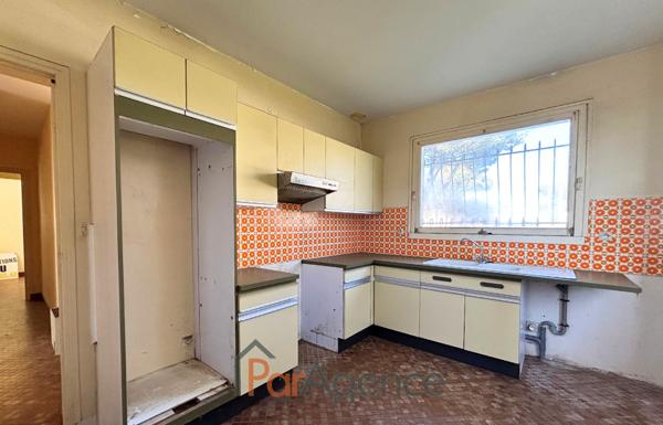 EXCLUSIVITE A MOINS DE 100 M DE LA PLAGE DE GILET ET 700 M D