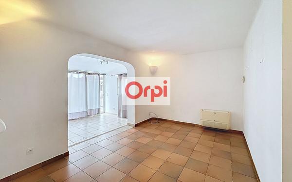 Maison à vendre    5 pièces •  Lecci