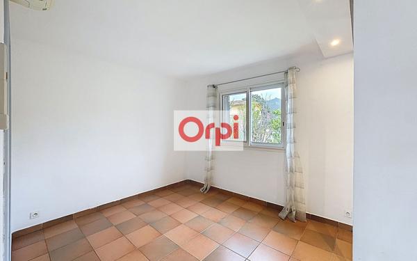 Maison à vendre    5 pièces •  Lecci