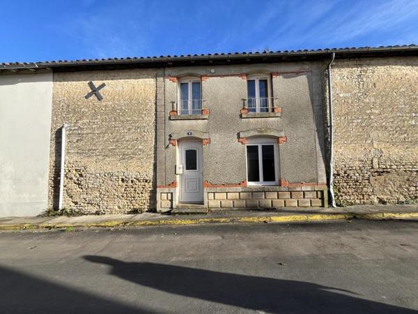 Maison à louer |  Chef-Boutonne |  3 pièces | 62 m²