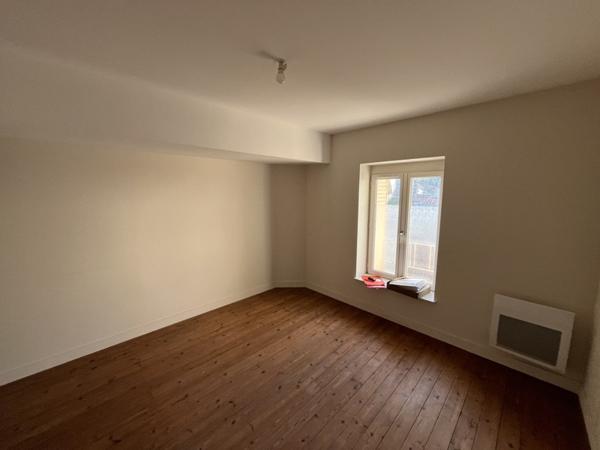 Maison à louer |  Chef-Boutonne |  3 pièces | 62 m²