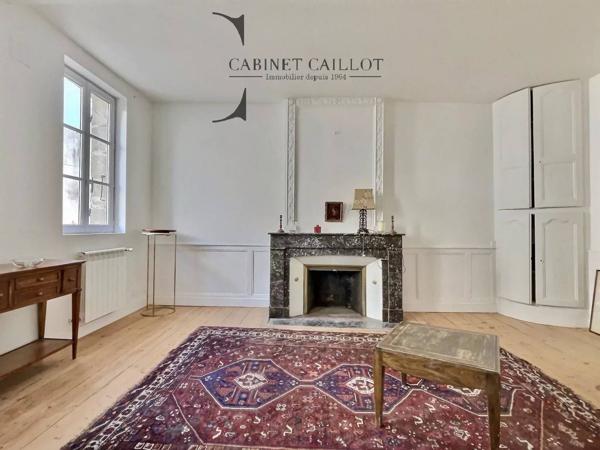 JOLI APPARTEMENT T2 - SAINTES Rive Gauche (réf.30640)