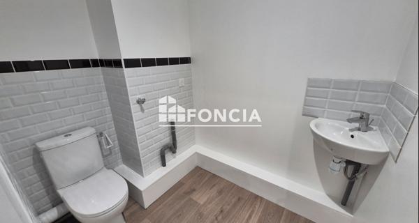 À vendre Immeuble 367 m² - Allevard 38580