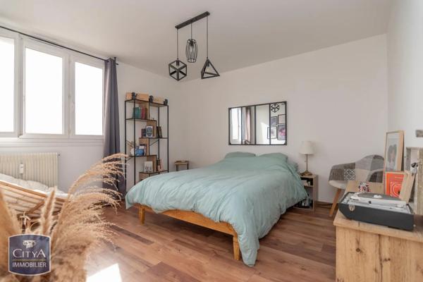 Appartement à vendre 4 pièces 78m² Chalon-sur-Saône (71100)