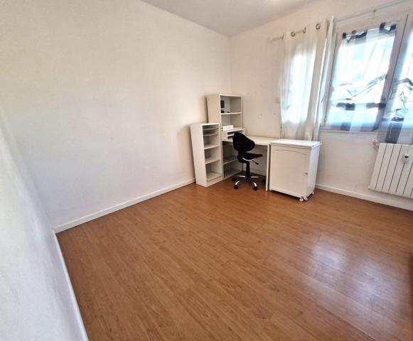 T3, balcon et parking