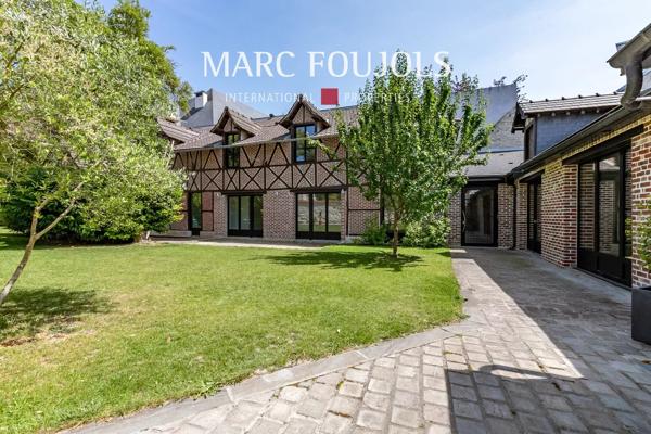 Triangle d’or – Somptueux Hôtel particulier rénové