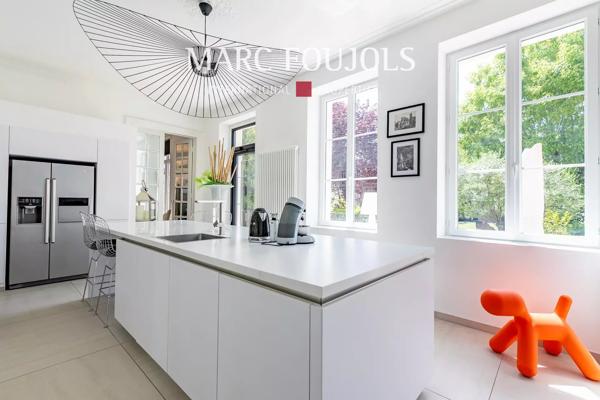 Triangle d’or – Somptueux Hôtel particulier rénové
