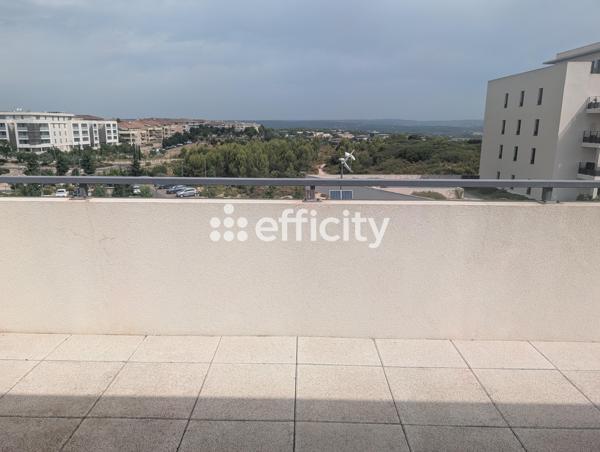Appartement
         3 pièces
        - 65 m² 315 000 € *