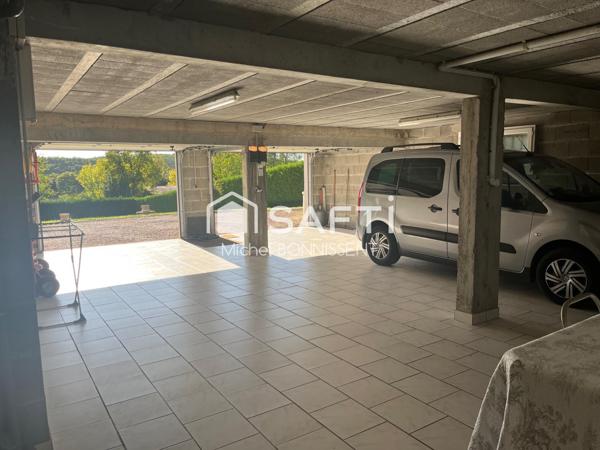 Belle propriété , à 2h au sud de Paris et à 10 minutes du péage de l'A71