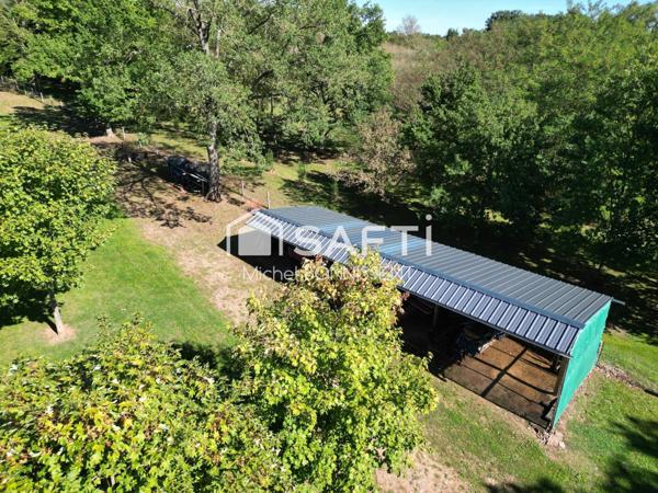 Belle propriété , à 2h au sud de Paris et à 10 minutes du péage de l'A71