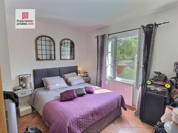 MAISON de Type 5 - Piscine