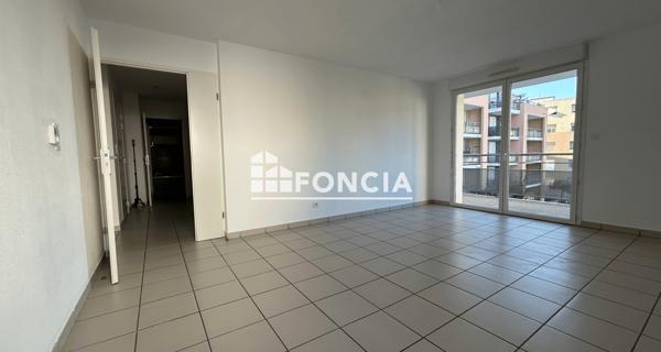 Location Appartement 3 pièces 65.07 m² - Clermont-ferrand 63000