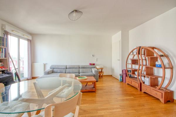 Velizy Villacoublay, Appartement 3 pièce(s) 66.12 m2