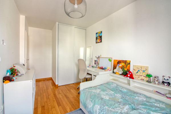 Velizy Villacoublay, Appartement 3 pièce(s) 66.12 m2