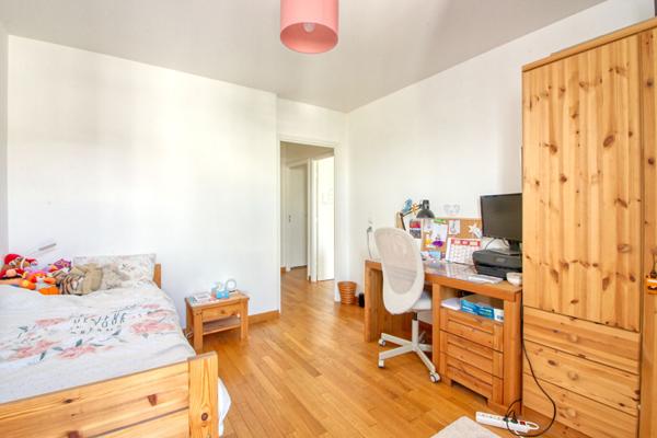 Velizy Villacoublay, Appartement 3 pièce(s) 66.12 m2