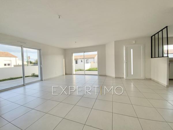 Angles (85750) MAISON NEUVE DE PLAIN-PIED de type T5 de 94 m² avec 3 CHAMBRES - NORMES PMR - FRAIS DE NOTAIRE RÉDUITS