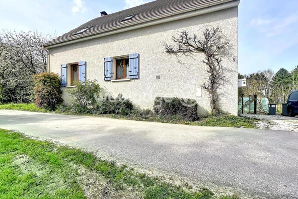 Maison à vendre 6 pièces de 142 m² à Jouy-le-Moutier