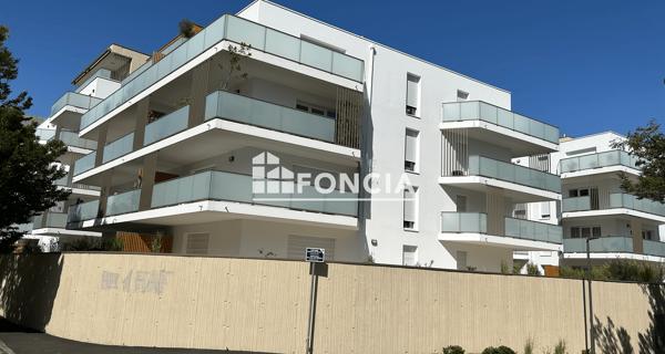 Location Appartement 4 pièces 75.8 m² - Lorient 56100