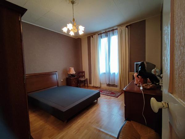 maison de 4 chambres et jardin au centre de BORNEL