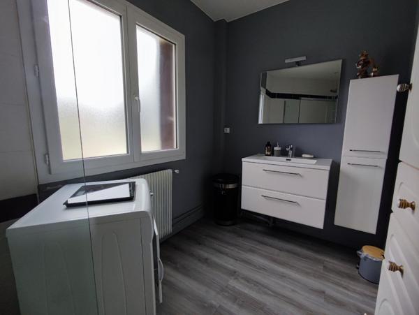 maison de 4 chambres et jardin au centre de BORNEL