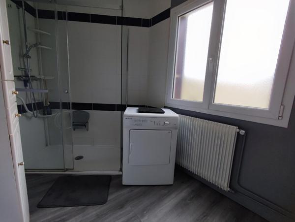 maison de 4 chambres et jardin au centre de BORNEL