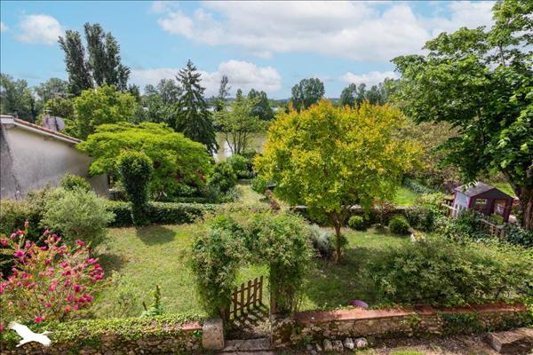 Maison à vendre |  Clermont-Dessous |  9 pièces | 197 m²