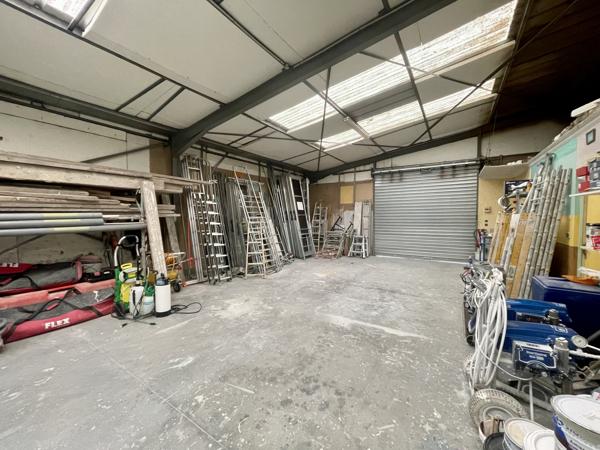 Local D’activité 200m² – Verrieres-en-anjou