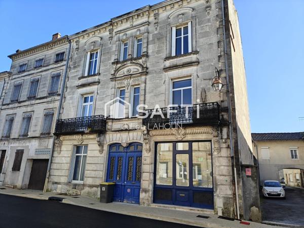 Magnifique T2 sous les toits avec terrasse
