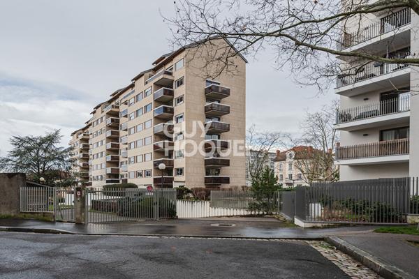 Appartement 3 chambres 86 m2- terrasse - garage
