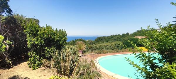 Villa 4 pièce(s) 2 chambre(s) 107.9 m²