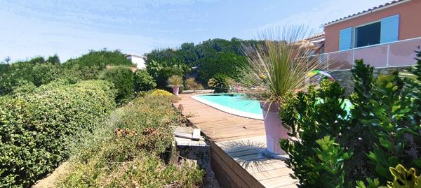 Villa 4 pièce(s) 2 chambre(s) 107.9 m²