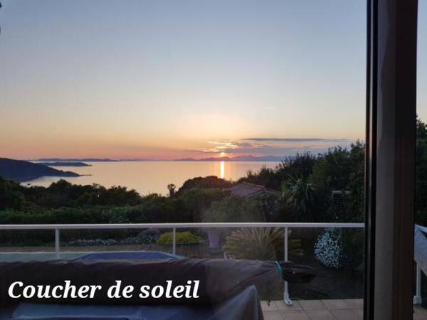 Villa 4 pièce(s) 2 chambre(s) 107.9 m²