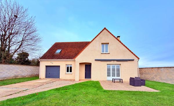 Agréable maison T7 avec garage et jardin clos