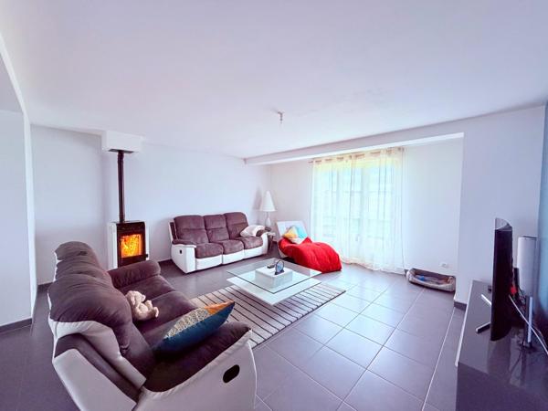 Agréable maison T7 avec garage et jardin clos