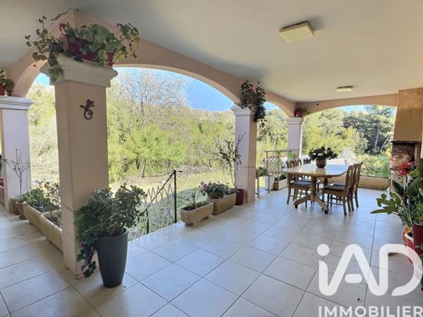 Maison à vendre 6 pièces 145 m² La Cadière-d'Azur